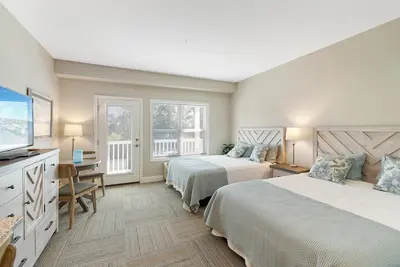 Image de 1br/1ba Hotel Room - Pool, Elevator, Sleeps 4