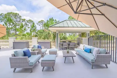 Image de Upstay: Incredible Disney Condo w Patio—Sleeps 6