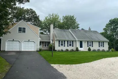 Image de Close to Windmill and Smugglers. Family-sized with all the amenities.