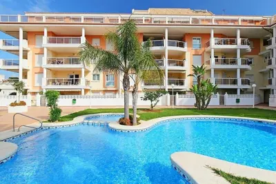 Image de Acogedor y Luminoso Apartamento en Zona Rotas