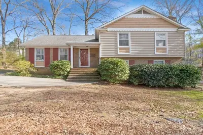 Image de Charm of Southpark - 4 Beds & Backyard