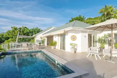 Image de Only View, Pointe Milou by Personal Villas - Perfect for a Stay with Family