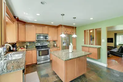 Image de Sunny San Jose Townhome - Family Friendly!
