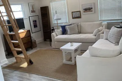 Cozy standalone bungalow in Wildwood Crest!