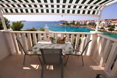 Image de Appartement d'une chambre prés de la plage Rogoznica (A-4805-b)