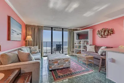 Image de 0511 Coral Sunrise by Atlantic Towers