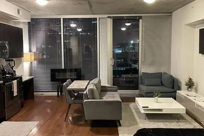 Image de Stunning Condo in Buckhead’s Lenox District w/ Amazing View & Free Parking!