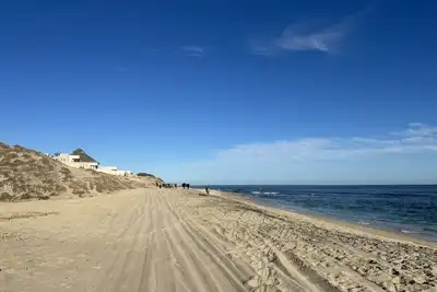 Image de Ocean view home close to Shipwrecks surf break