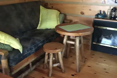 Image de Tiny Off-grid Cozy log Cabins on Secluded Lake
