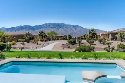 Image de Gated Country Club, Golf Resort Home, Private Pool & Spa, FirePit, Mountain-View