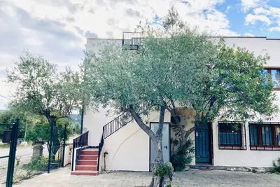 Image de Vacation home close to the beach with two separate, fully equipped apartments