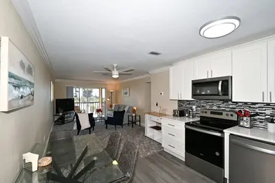 Image de Condo# 410- Beautiful