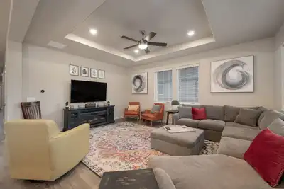 Image de Modern, cheerful home near Winter Park\/Granby. Private Hot Tub, mountain views!