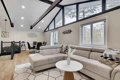 Image de Modern 5br Sauna Poconos Home Near All Attractions