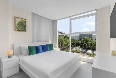 Image de Aracari 23 by Bocobay  Luxury Palm Beach Condo