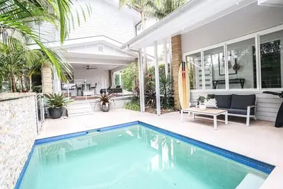 Image de Avalon Beach Coastal Sanctuary with Pool & Indoor Fireplace