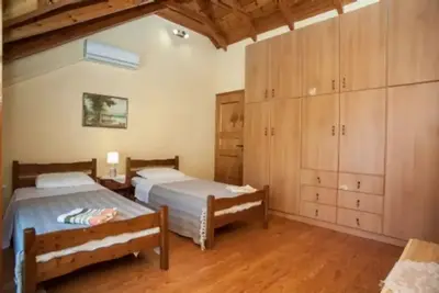 Image de Fernanda's Traditional 2 floor house