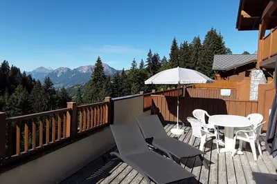 Image de Appartement avec piscine chauffée, terrasse, parkings et 2 chambres