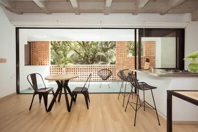 Image de w* | Distinguished Loft w\/ Private Balcony in Laureles