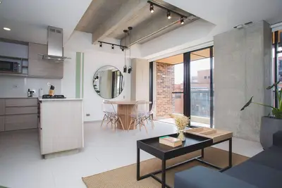 Image de w* | Amazing 3br w\/ Ac and balcony in Laureles