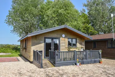 Oakwood 1 @ Pinewood Retreat, family friendly in Lyme Regis