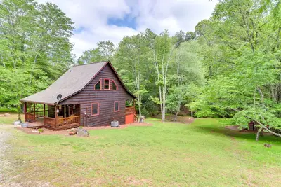Image de Blue Ridge Cabin Rental w/ Deck & Screened Porch!