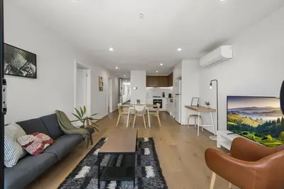 Image de I'm Currently Fully booked until August 2024 But Feel Free to Check Me Out