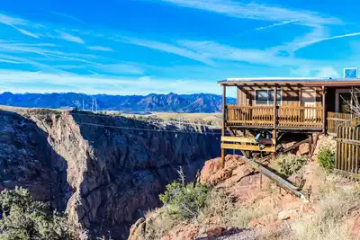 Image de Spacious retreat on the Rim of the Royal Gorge