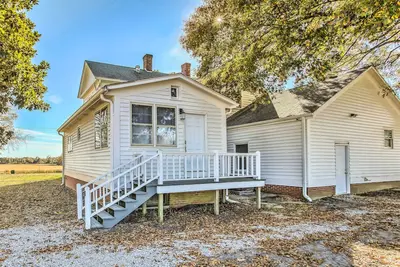 Image de Charming Cottage with easy access to local attractions-pet and kid friendly