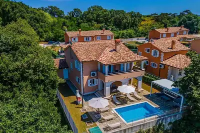 Image de 4-Bedroom Villa in Pula