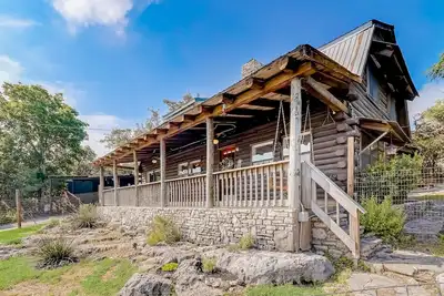 Image de Skyband Cabin | House in Canyon Lake