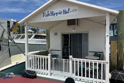 Image de Houseboat in Virginia Beach