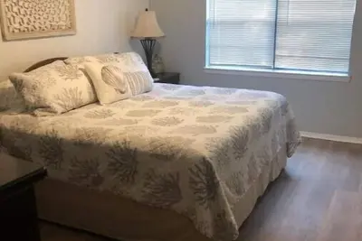 Image de Beautiful house in a safe and quiet neighbourhood