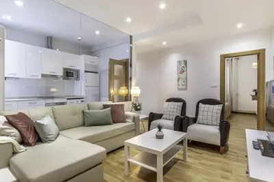 Image de Spacious and cosy in the Azkuna Centre