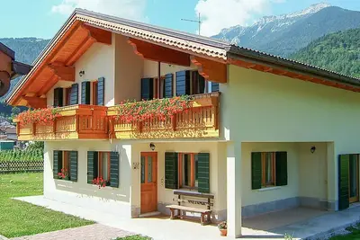 Image de Bel appartement Ă Lamon avec WiFi