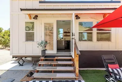 Image de Woodlake Tiny House\n❤️ Charming, Cozy, & Quiet