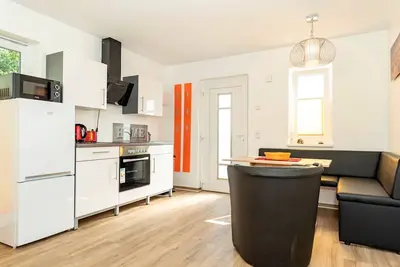 Image de 05 2-raum-ferienwohnung mit Balkon - Appartementhaus mit Balkon im Ostseebad Göhren