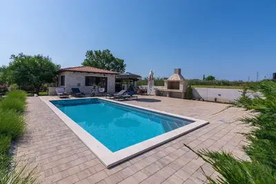 Image de Adorable villa avec piscine privée et terrasse