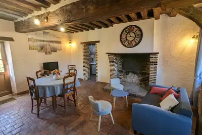 Image de Gîte Authentique en Sologne : Proche Châteaux, Randonnées, Equipé et Familial