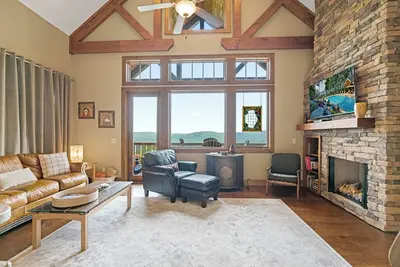 Image de Chalakee Lodge C531- Mountain View, Gated Resort, Indoor/Outdoor Pools & Hot Tub