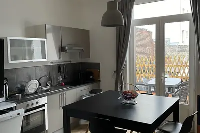 Image de Appartement terrasse centre-ville, 1\/4h Lille par train