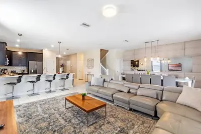 Image de Lovely Champions Gate Home with Game Room-1521mc