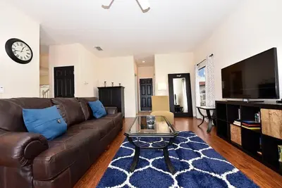 Image de Cozy 5Bed Home with Private Pool and Spa-133sp