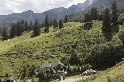Image de Rustic holiday home \"Jägerlodge\" in Grainau