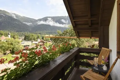 Image de Rustic holiday home \"Alpenlodge\" in Grainau