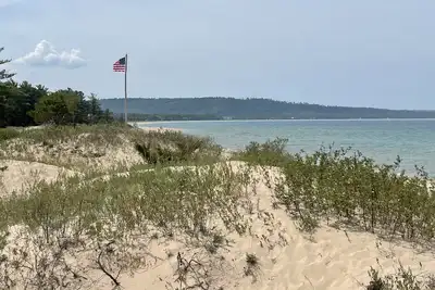 Image de River & Beach Front 2 Br - 2 Bath Condo at The Homestead in Glen Arbor, Mi