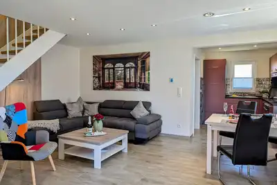 Image de Maison-Salle de bain privée séparée-Vue sur la campagne