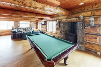 Image de Summit Peaks  Lodge\nSleeps 14\nPet friendly\nIncredible Views, Close to ski resort