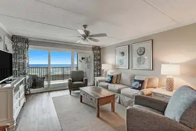 Image de Sunrise Splendor: Wake Up in Paradise- Book Today!