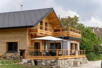 Image de Chalet en bois au cœur du Jura à 5min de la plage de Clairvaux
